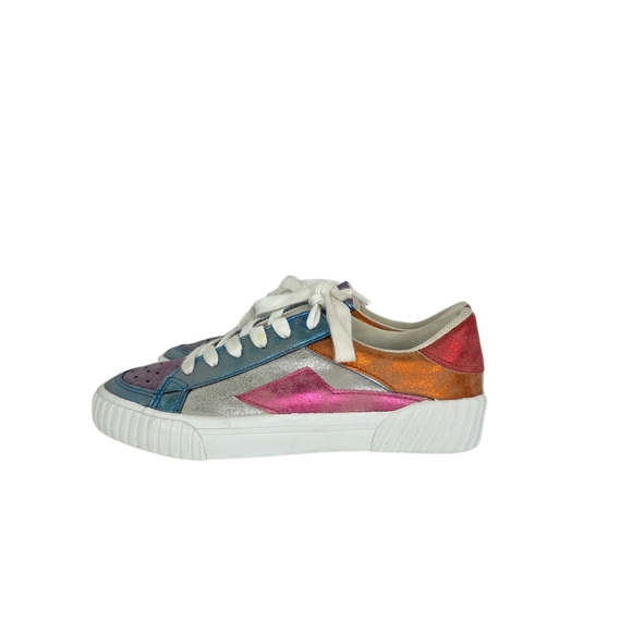 Blowfish Malibu Willa Sneakers Silver Reflect Lace Up Casual Women's Size 6.5 - Picture 1 of 12